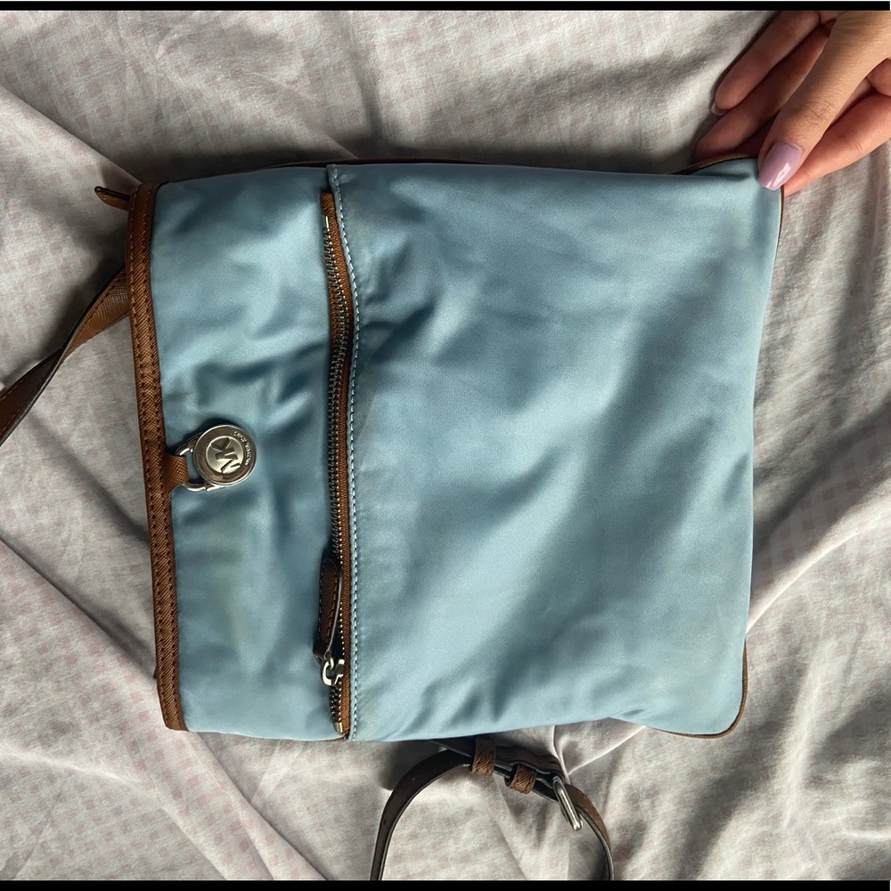 Crossover handbag